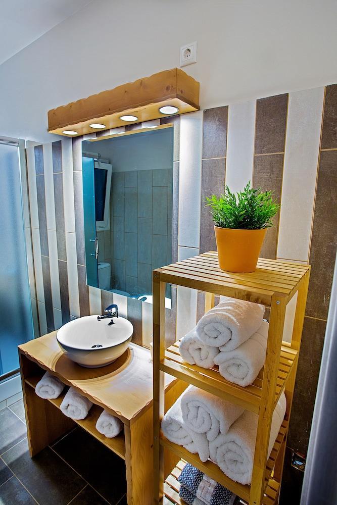 Emerald Suite Афины Экстерьер фото